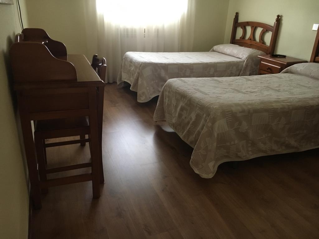 Hostal El Pinar Авіла Екстер'єр фото