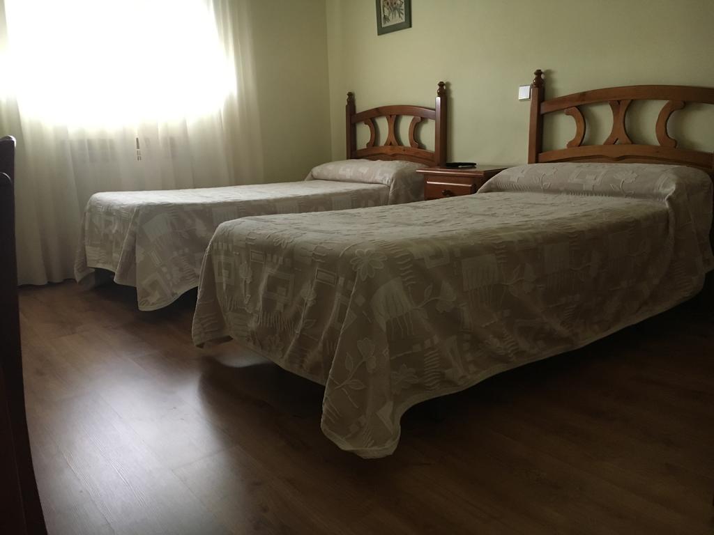 Hostal El Pinar Авіла Екстер'єр фото