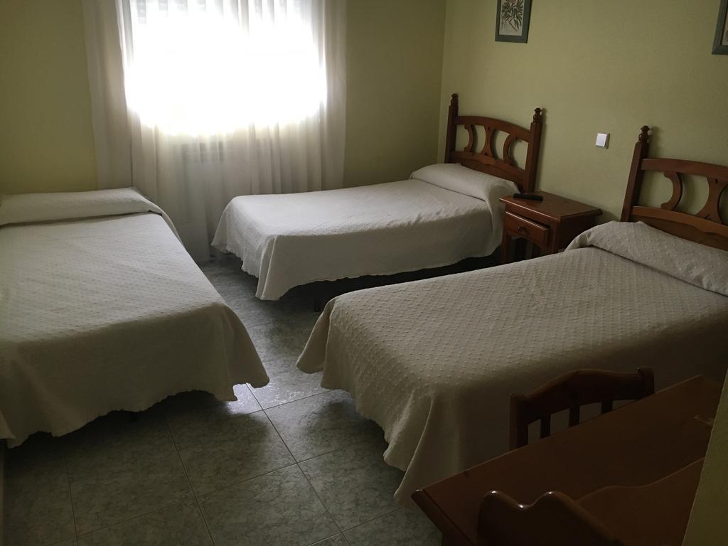 Hostal El Pinar Авіла Екстер'єр фото