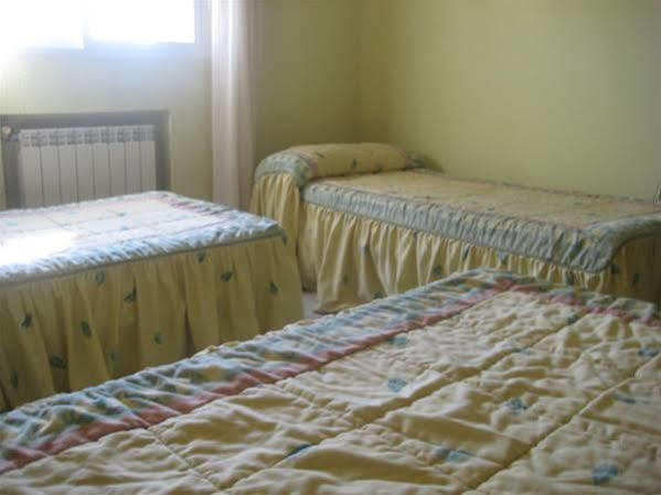 Hostal El Pinar Авіла Екстер'єр фото