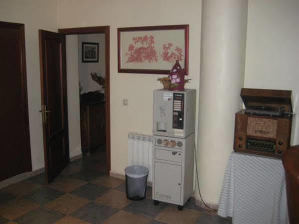 Hostal El Pinar Авіла Екстер'єр фото